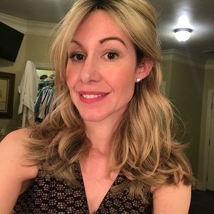 Meet your Posher, Pamela